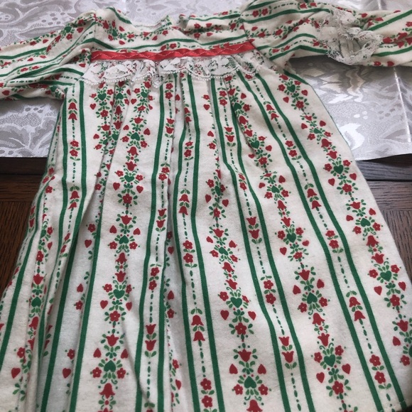 2 Xmas nightgown - Picture 6 of 6